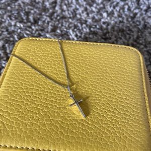 925 sterling silver cross necklace